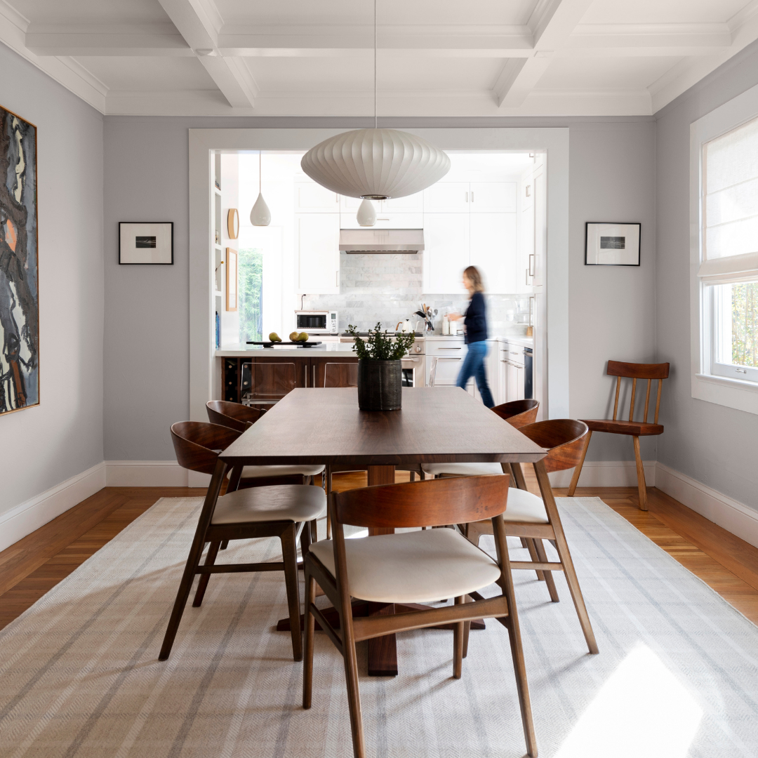 Dining Room With Rug 